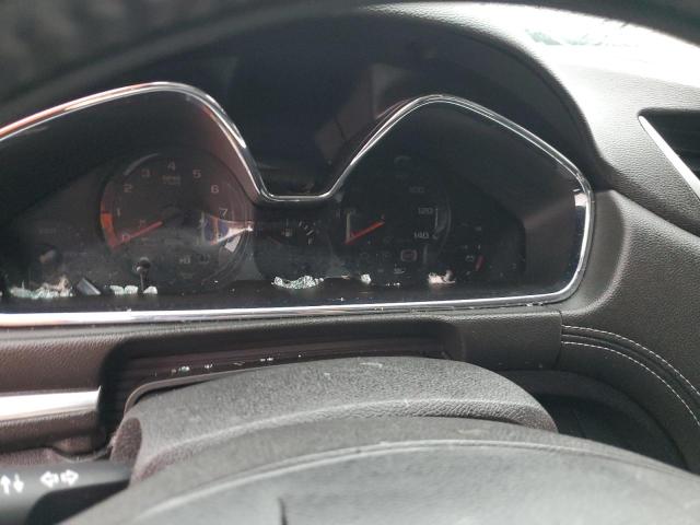 Photo 9 from auction – 2017 CHEVROLET TRAVERSE L with VIN 1GNKRGKD2HJ327312