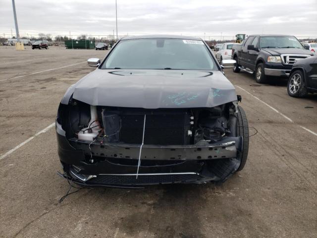 Photo 5 from auction – 2017 CHRYSLER 300C with VIN 2C3CCAKGXHH565677
