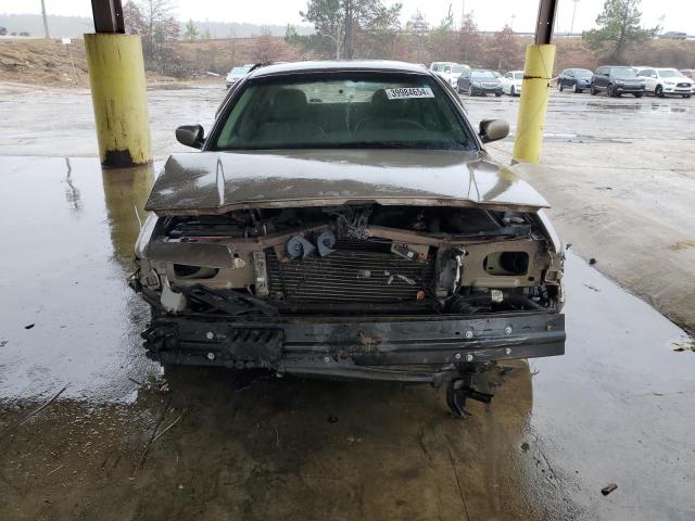 Photo 5 from auction – 2005 MERCURY GRAND MARQ with VIN 2MEFM74W55X605290