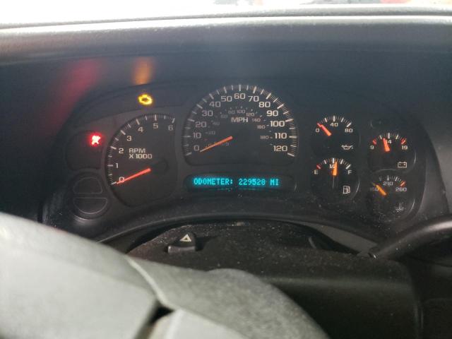 Photo 9 from auction – 2005 CHEVROLET SILVERADO with VIN 2GCEK19BX51308556