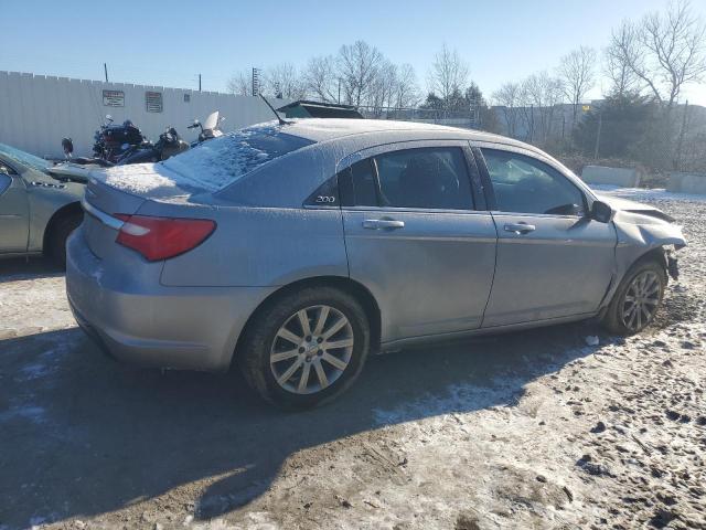 Photo 3 from auction – 2013 CHRYSLER 200 TOURIN with VIN 1C3CCBBB1DN700329