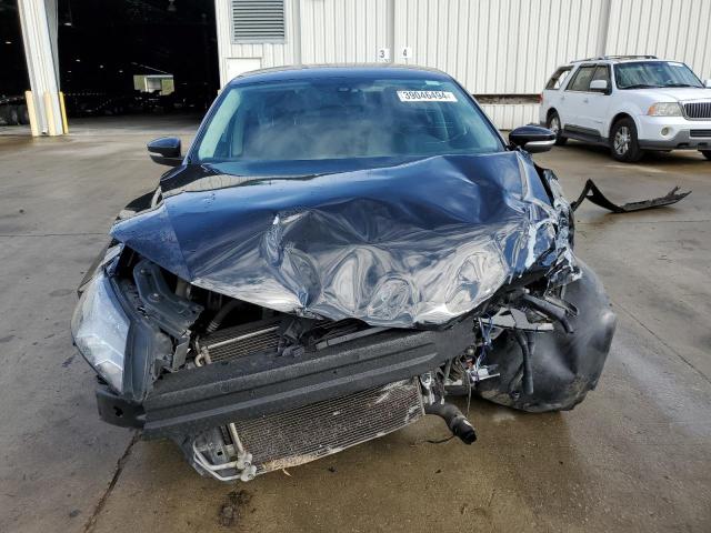 Photo 5 from auction – 2014 VOLKSWAGEN PASSAT S with VIN 1VWAT7A38EC068109