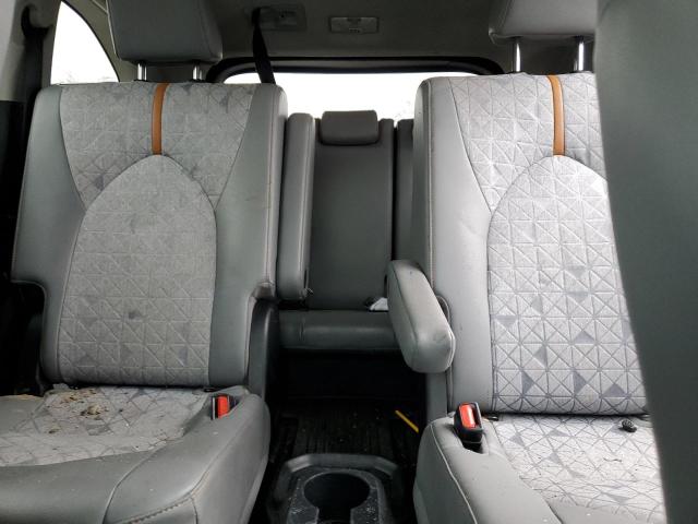 Photo 10 from auction – 2023 TOYOTA HIGHLANDER with VIN 5TDABRCH9PS585883