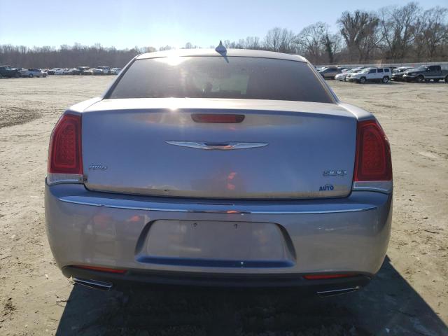 Photo 6 from auction – 2018 CHRYSLER 300 LIMITE with VIN 2C3CCAKGXJH165320