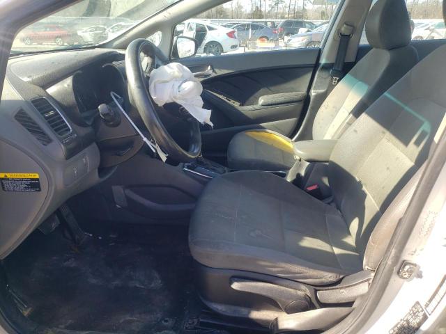 Photo 7 from auction – 2017 KIA FORTE LX with VIN 3KPFK4A7XHE054593