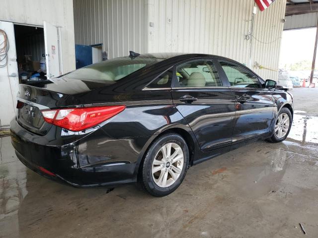 Photo 3 from auction – 2013 HYUNDAI SONATA GLS with VIN 5NPEB4AC2DH678211