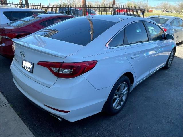 Photo 4 from auction – 2015 HYUNDAI SONATA SE with VIN 5NPE24AF2FH223453