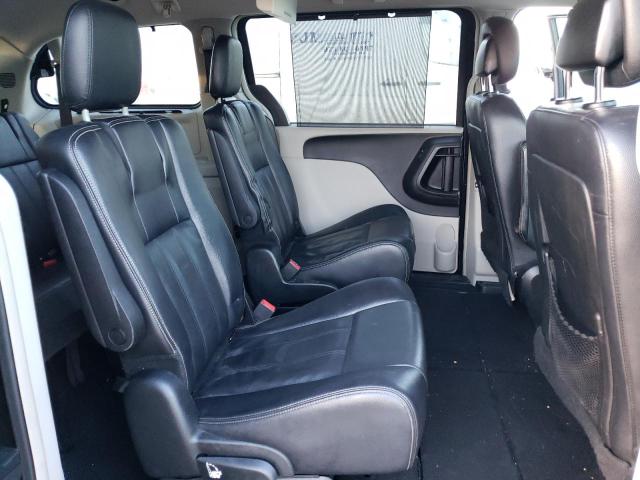 Photo 11 from auction – 2014 CHRYSLER TOWN & COU with VIN 2C4RC1BG7ER468349