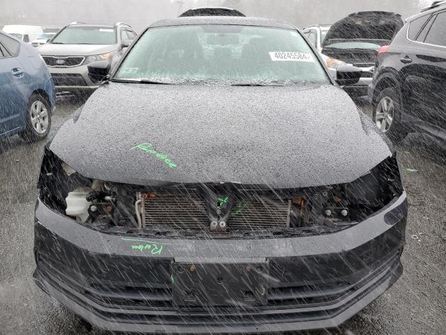 Photo 5 from auction – 2017 VOLKSWAGEN JETTA S with VIN 3VW2B7AJ0HM236804