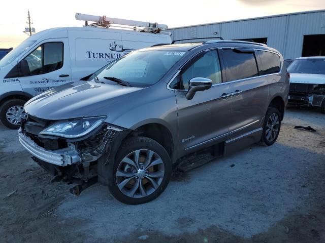 CHRYSLER PACIFICA L 2018 with VIN 2C4RC1GGXJR226612 - Photo from auction