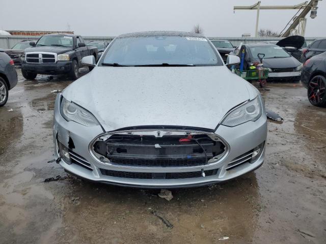 Photo 5 from auction – 2015 TESLA MODEL S 85 with VIN 5YJSA1H28FFP76582