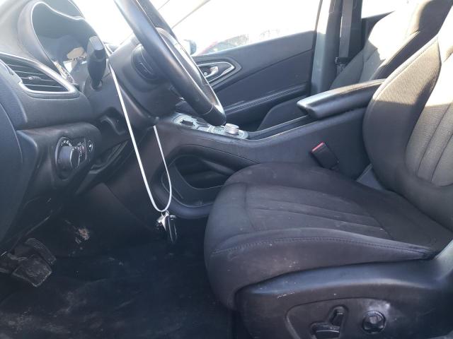 Photo 7 from auction – 2015 CHRYSLER 200 LIMITE with VIN 1C3CCCAB3FN531232