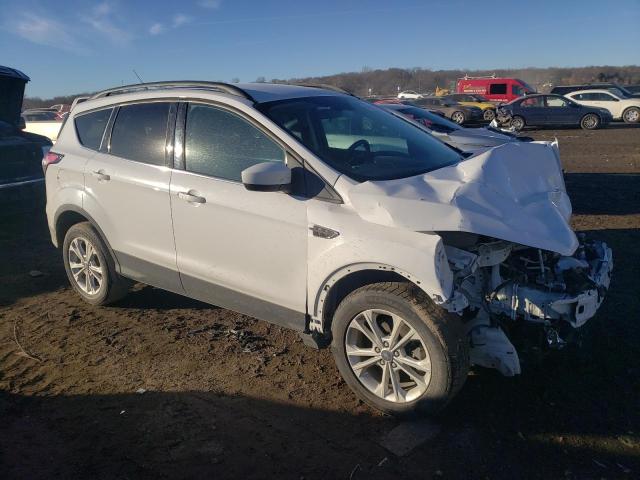Photo 4 from auction – 2018 FORD ESCAPE SE with VIN 1FMCU9GD1JUB12939