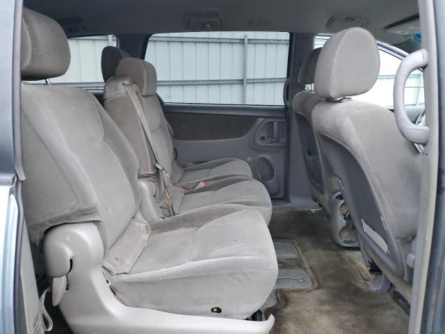 Photo 10 from auction – 2005 TOYOTA SIENNA CE with VIN 5TDZA23C75S384661