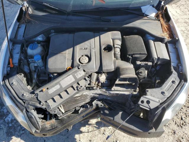 Photo 11 from auction – 2013 VOLKSWAGEN PASSAT S with VIN 1VWAP7A36DC059234