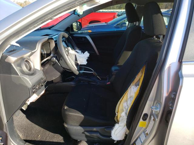 Photo 7 from auction – 2018 TOYOTA RAV4 LE with VIN JTMBFREV4JJ249641