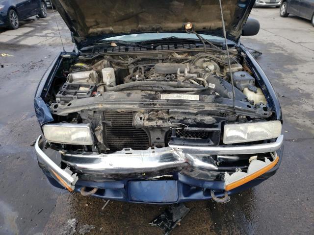 Photo 11 from auction – 2001 CHEVROLET BLAZER with VIN 1GNDT13W112219853