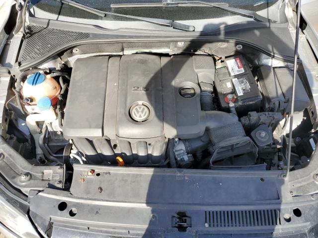 Photo 11 from auction – 2013 VOLKSWAGEN PASSAT SE with VIN 1VWBP7A33DC018919
