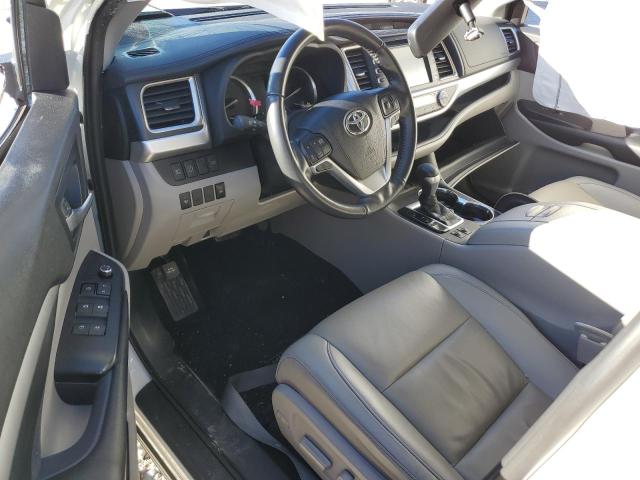 Photo 8 from auction – 2019 TOYOTA HIGHLANDER with VIN 5TDKZRFH0KS332584