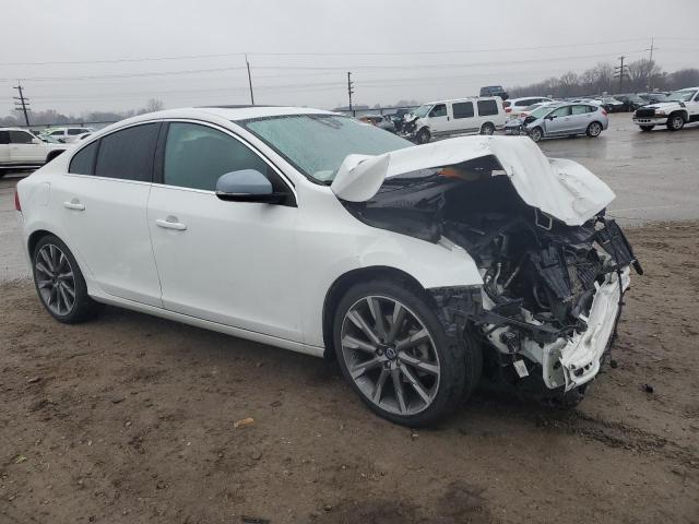 Photo 4 from auction – 2015 VOLVO S60 2.4T with VIN YV126MFK8F1342123