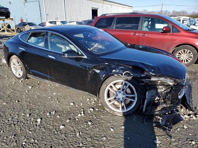 Photo 4 from auction – 2016 TESLA MODEL S with VIN 5YJSA1E14GF130596