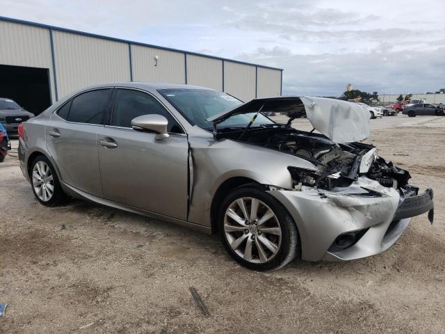 Photo 4 from auction – 2016 LEXUS IS 200T with VIN JTHBA1D20G5004827