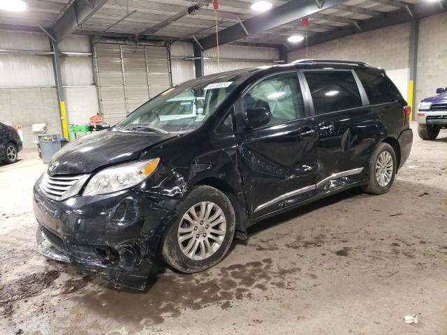 TOYOTA SIENNA XLE 2017 with VIN 5TDYZ3DC3HS877508 - Photo from auction