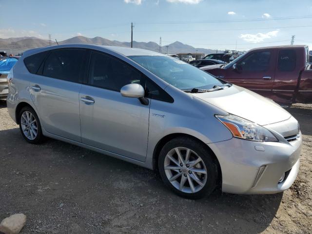 Photo 4 from auction – 2014 TOYOTA PRIUS V with VIN JTDZN3EU2EJ012898