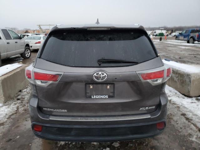 Photo 6 from auction – 2016 TOYOTA HIGHLANDER with VIN 5TDJKRFH5GS263527