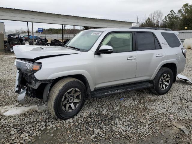 TOYOTA 4RUNNER SR 2022 with VIN JTERU5JRXN6020262 - Photo from auction