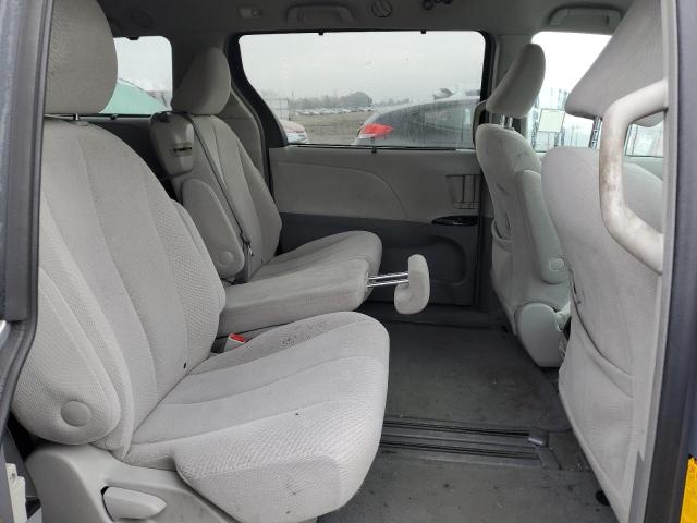 Photo 11 from auction – 2012 TOYOTA SIENNA LE with VIN 5TDKK3DC1CS218930