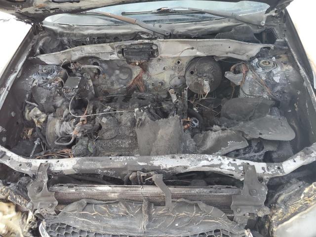 Photo 12 from auction – 2002 FORD ESCAPE XLT with VIN 1FMYU03192KC48911