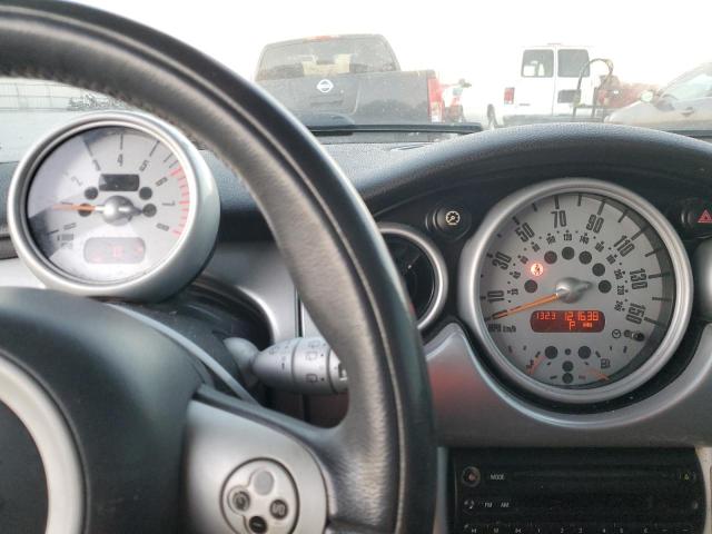 Photo 9 from auction – 2005 MINI COOPER with VIN WMWRC33545TJ70307