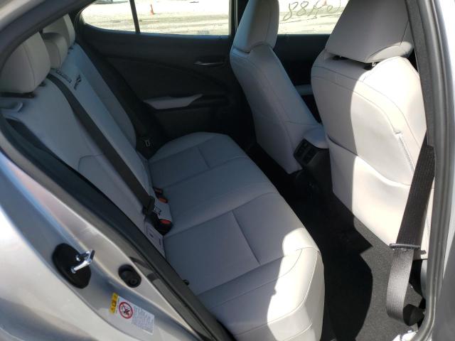 Photo 11 from auction – 2019 LEXUS UX 200 with VIN JTHY3JBH9K2018893