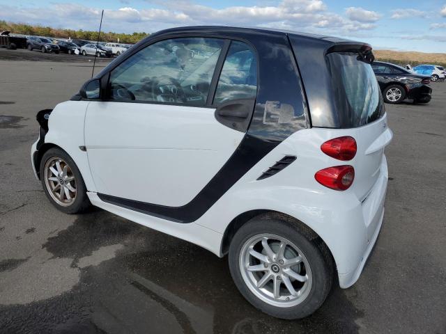 Photo 2 from auction – 2015 SMART FORTWO with VIN WMEEJ9AA5FK833547