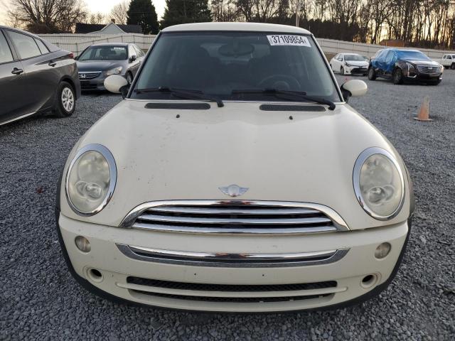 Photo 5 from auction – 2005 MINI COOPER with VIN WMWRC33545TJ70307