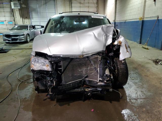 Photo 5 from auction – 2008 CHRYSLER TOWN & COU with VIN 2A8HR54P48R782844