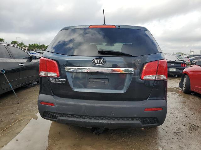Photo 6 from auction – 2013 KIA SORENTO LX with VIN 5XYKTCA61DG402257