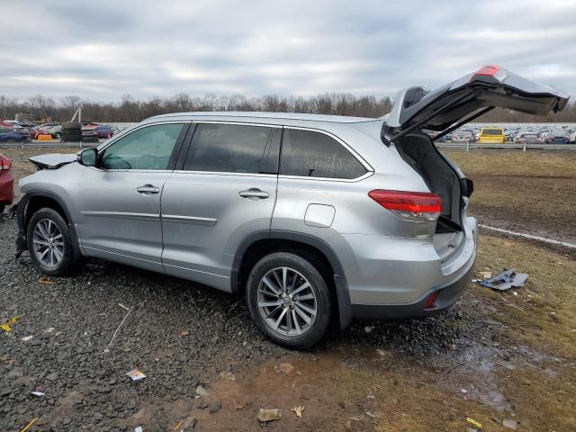 Photo 2 from auction – 2017 TOYOTA HIGHLANDER with VIN 5TDJZRFH2HS403093
