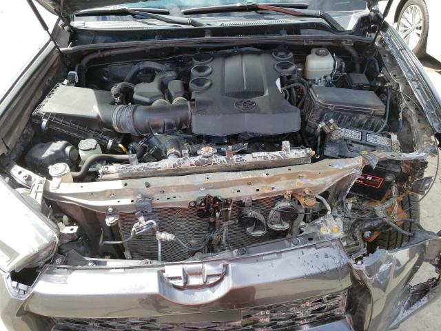 Photo 12 from auction – 2021 TOYOTA 4RUNNER SR with VIN JTEMU5JR7M5903072