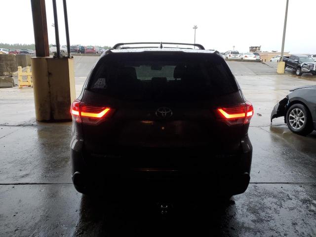 Photo 6 from auction – 2017 TOYOTA HIGHLANDER with VIN 5TDJZRFH0HS364519