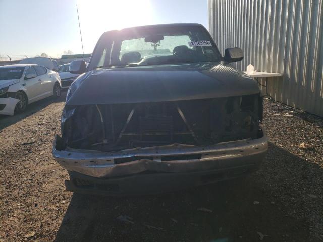 Photo 5 from auction – 2002 CHEVROLET SILVERADO with VIN 2GCEC19V521295945