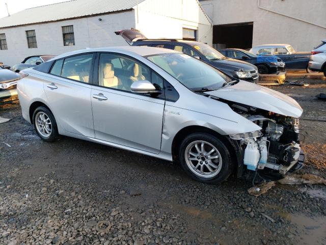 Photo 4 from auction – 2017 TOYOTA PRIUS with VIN JTDKBRFU6H3574792