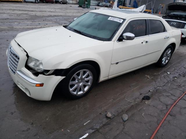 CHRYSLER 300C 2008 with VIN 2C3KA63H88H251533 - Photo from auction