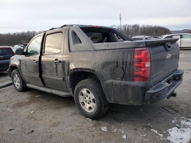 Photo 2 from auction – 2011 CHEVROLET AVALANCHE with VIN 3GNTKEE3XBG260970