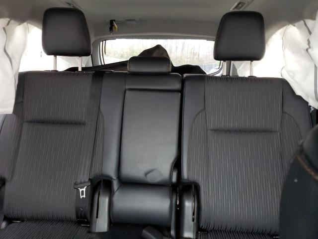 Photo 10 from auction – 2018 TOYOTA HIGHLANDER with VIN 5TDBZRFH5JS913433