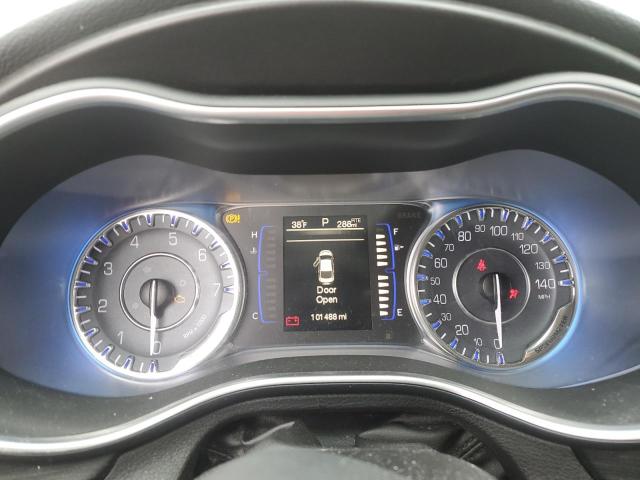 Photo 9 from auction – 2015 CHRYSLER 200 LIMITE with VIN 1C3CCCABXFN720850