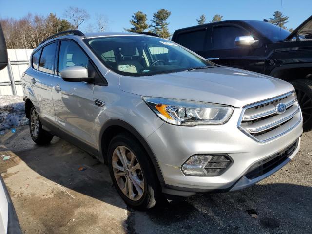 Photo 4 from auction – 2017 FORD ESCAPE SE with VIN 1FMCU9G92HUD68027
