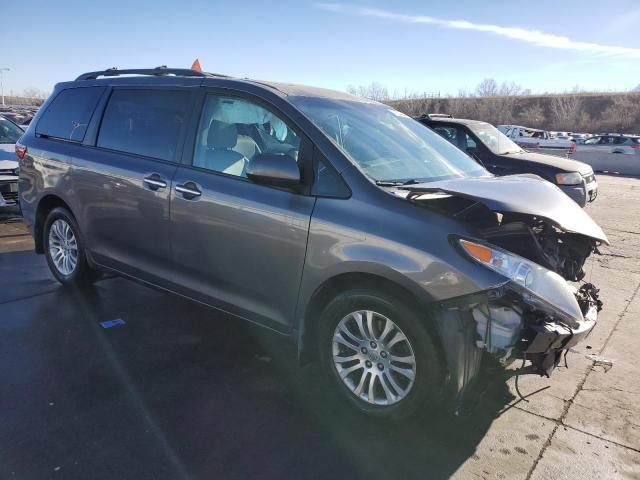 Photo 4 from auction – 2017 TOYOTA SIENNA XLE with VIN 5TDYZ3DC4HS803000