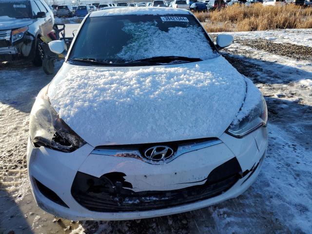Photo 5 from auction – 2016 HYUNDAI VELOSTER with VIN KMHTC6AD3GU291889